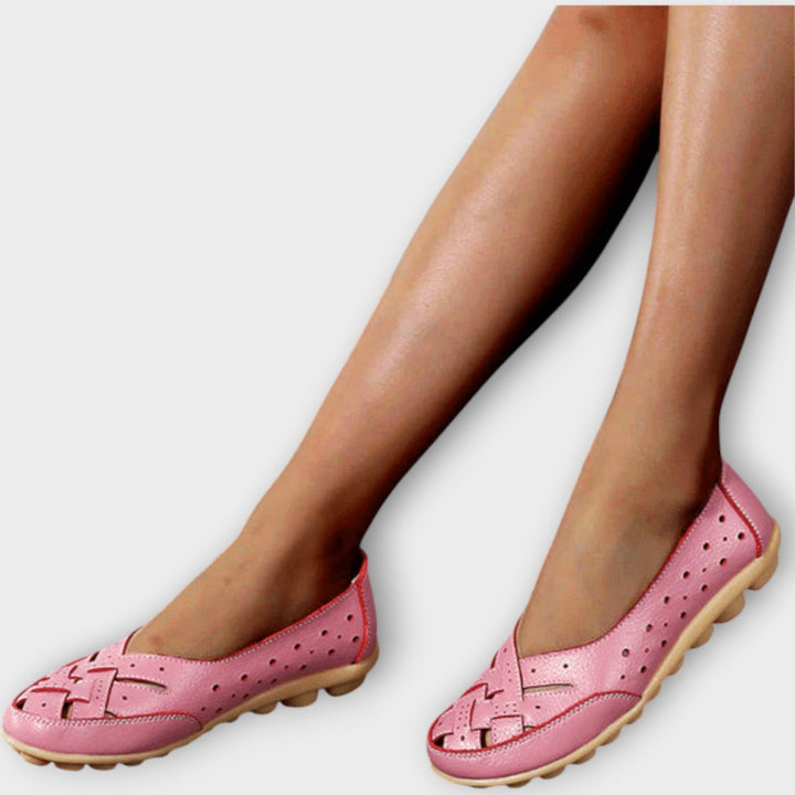 Comfortable Flat Shoes with Modern Cutouts